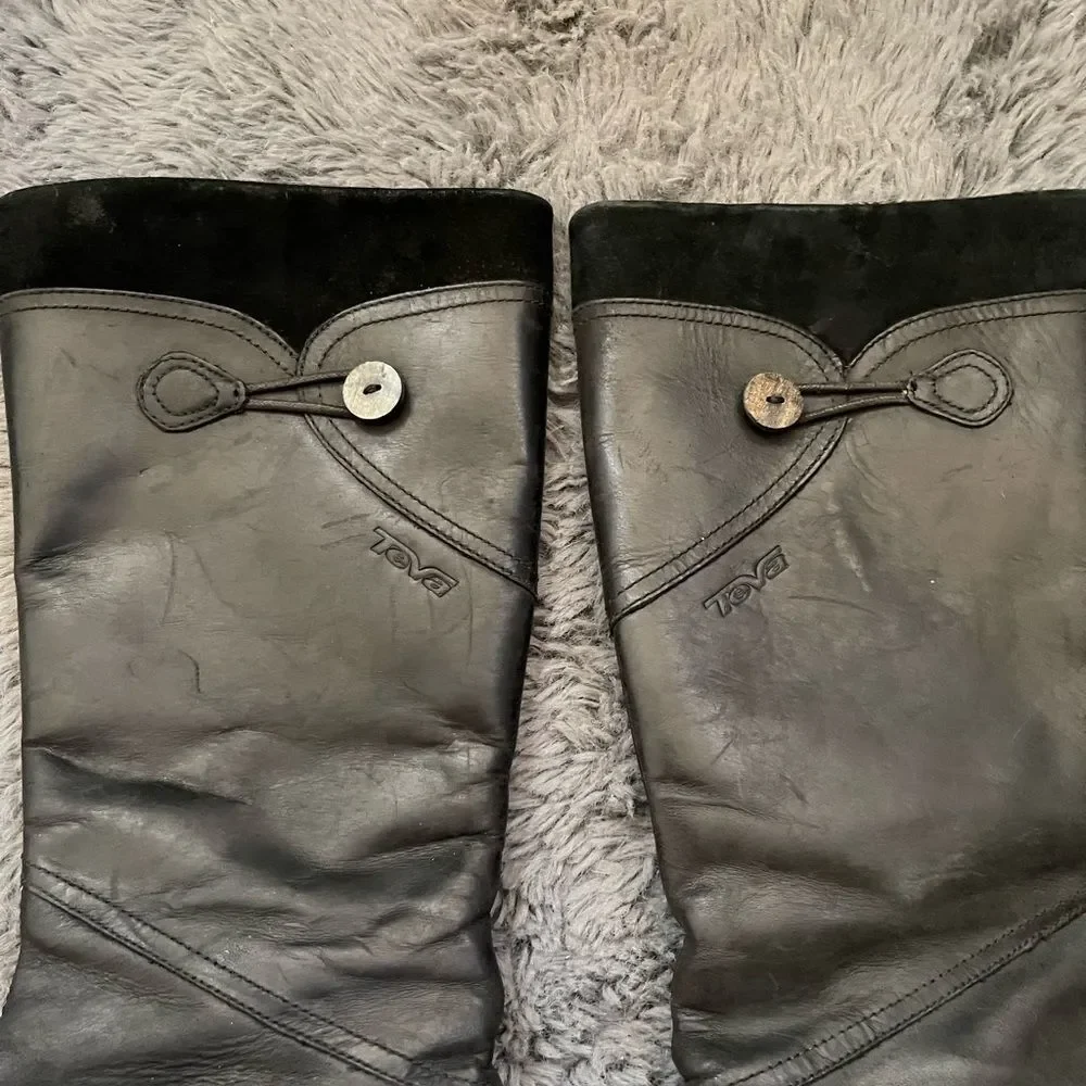 Teva womens leather boots‎
